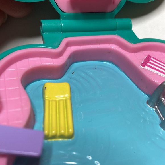 1990 Polly Pocket Waterpark Fun Compact - Picture 3 of 9